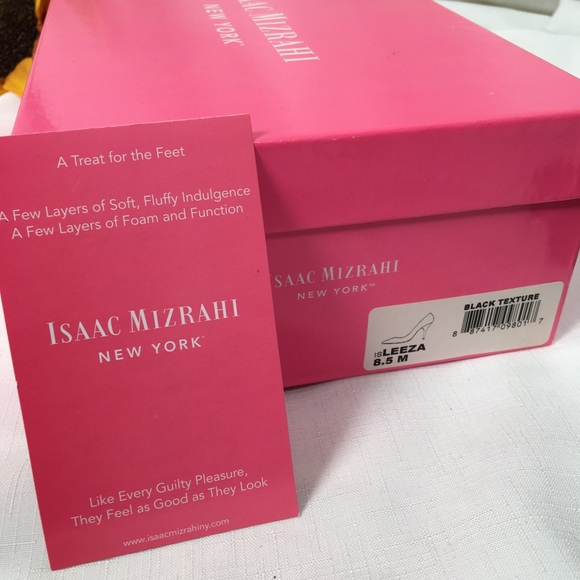 Isaac Mizrahi IsLeeza Textured Black Pumps with Clear Heel - Picture 12 of 15